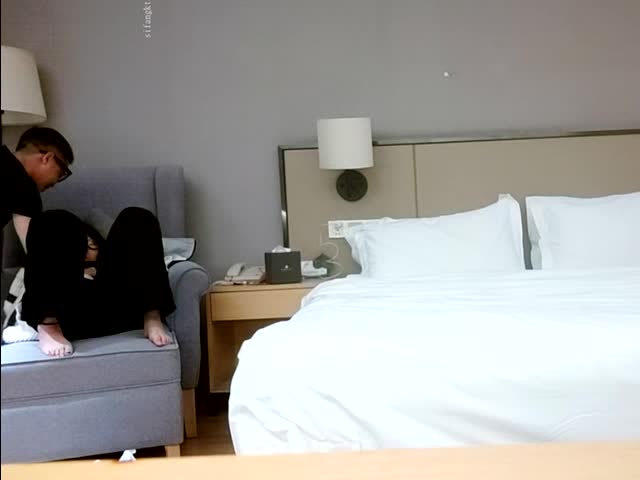 高质量外围女2.21【利哥探花】2