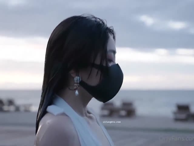 超人气女神【HongKongDoll】最新番外【夏日回忆】白虎嫩穴