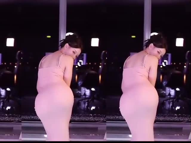 精选56V 时长042602 完美巨乳 抖奶骚舞 