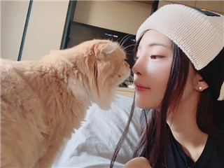 片桐襟里香无码流出!