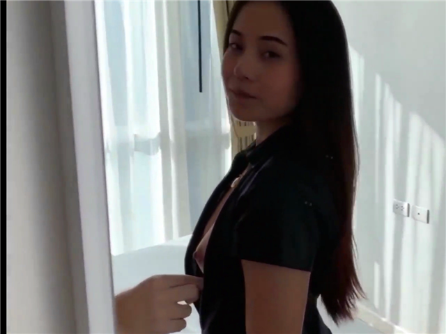 疫情期间洋土豪也不闲着 连操两炮中国妞 