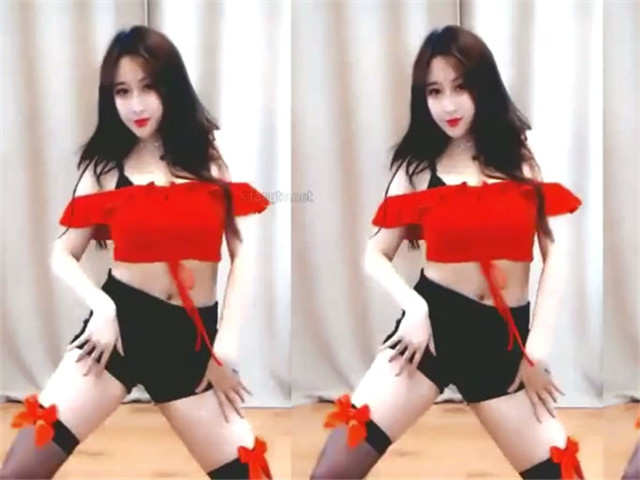 斗鱼极品人气主播【软妹小九九】超跑微信诱惑福利视频