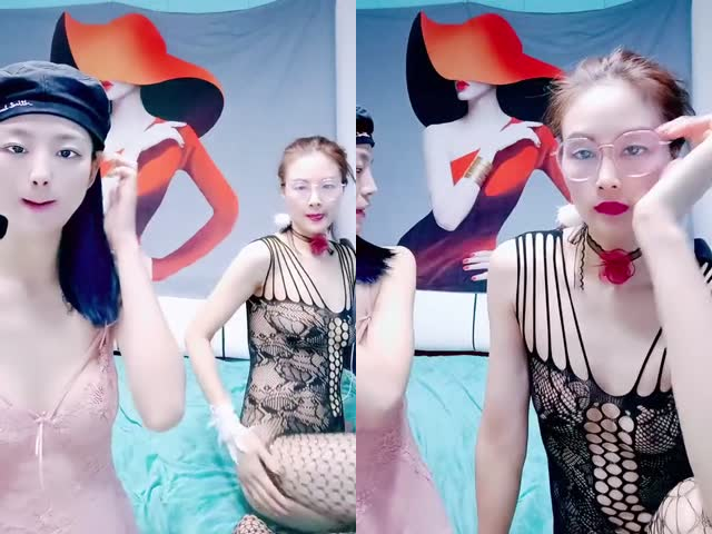 妈妈调教女儿全程露脸大秀