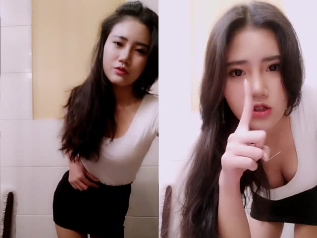 高颜值美女性道具自慰 