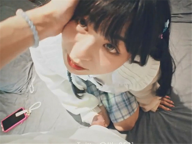 大神约炮JK制服骑乘做爱素人性爱自拍,多姿势啪啪