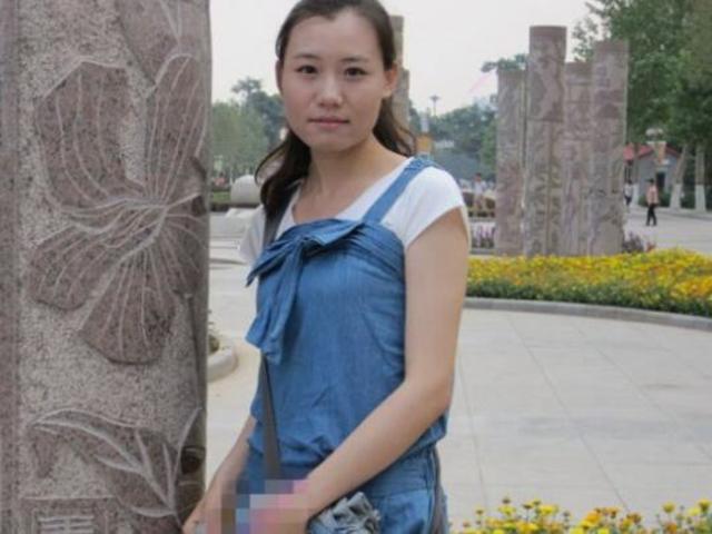 为了大户，只好充当性奴隶