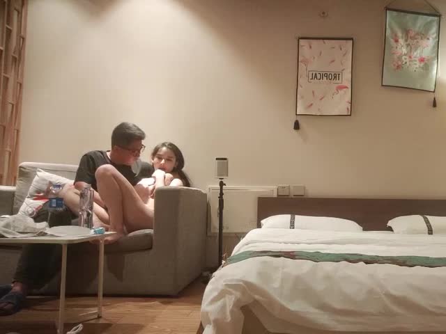 【哥现在只是个传说】高端大圈极品妹子