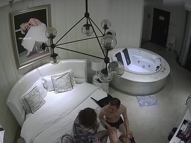 黑丝美少妇和相好酒店偷情