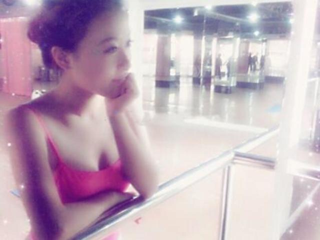 百度云流出-超高颜值学舞蹈的美女