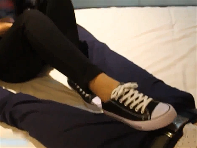 足控高价约炮,只玩不操!