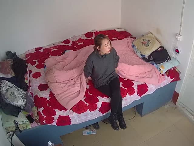 新流出黑客破解网络摄像头偷拍,村干部老王捆绑暴力,各种姿势抽插情妇虹姐