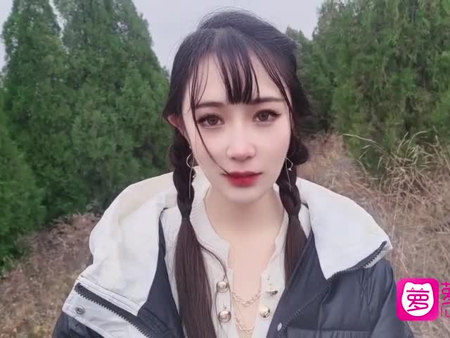 足球宝贝户外直播