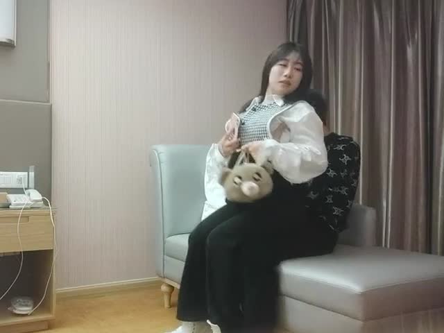 高品质探花,甜美活力小妹妹,苗条身材吸吮舔屌