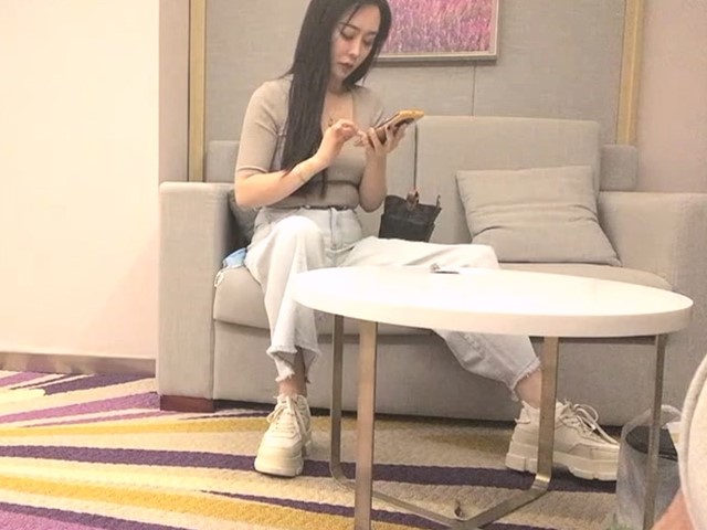 超清4K设备偷拍,极品美乳白又大,激情交合淫荡精彩