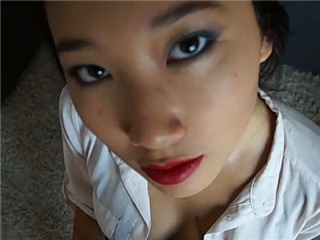 網紅露娜一言不合餐桌上大战