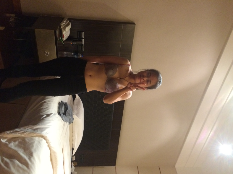 爱吃肉的猫-学妹叫我帮忙补课