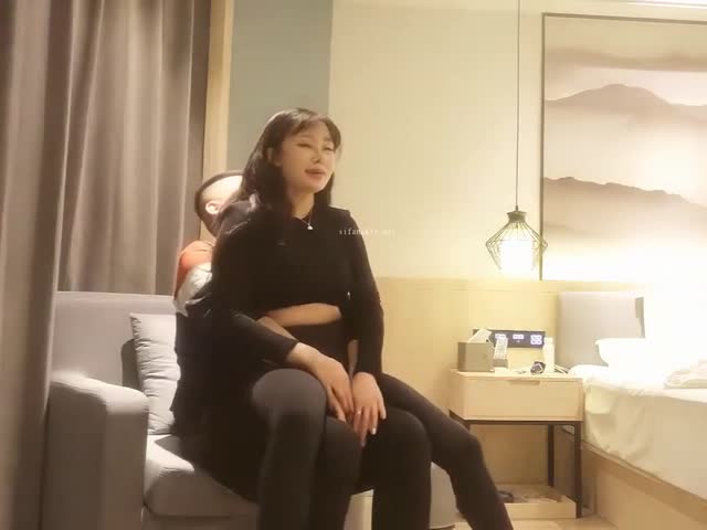 【全国探花】约性感大波浪大奶美女