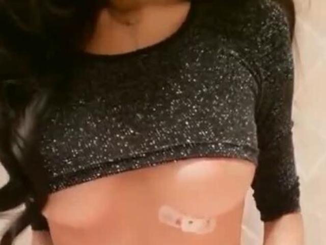 大奶女主播玩具酱，在浴室道具秀,叫声淫荡