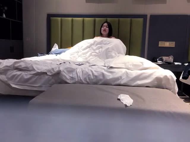 色狼教练酒店骗干大奶女学员…