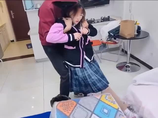 入室累死jk白丝小美女