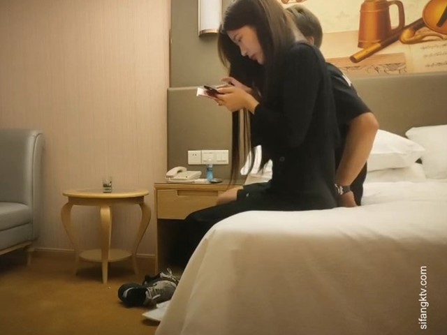 打不死的打桩机探花【利哥】疯狂带徒输出4天偷拍6位外围妹