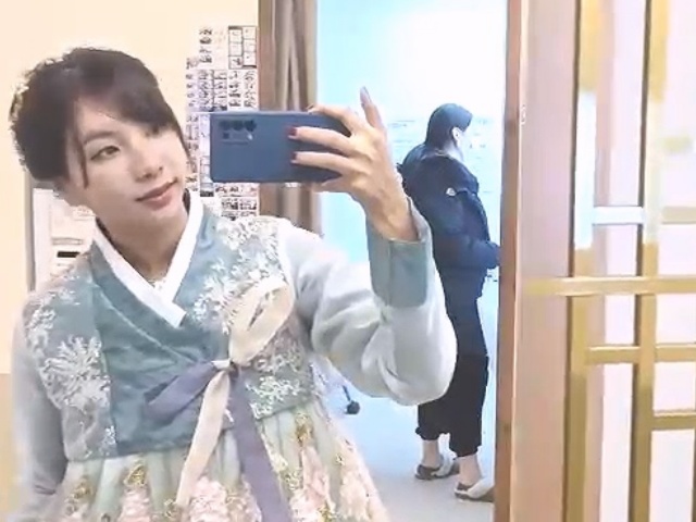 麻豆传媒MM-073 韩国性爱之旅下雪时的性爱体验 -吴梦梦