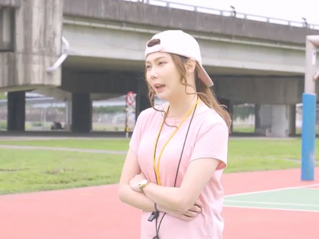 91制片厂91BCM-031 灌精球队经理的猛烈撞击-斑比