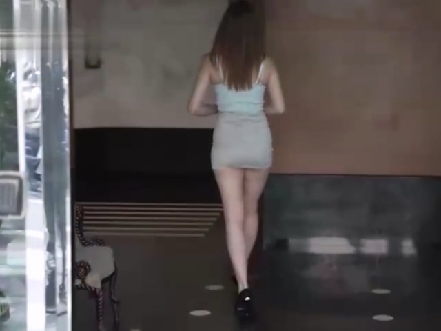 天美传媒TMBC015 外送员看上独居性感少妇-吴文淇