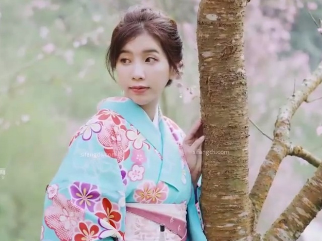 麻豆传媒 MM-076樱花瓣底下尽情性爱-吴梦梦