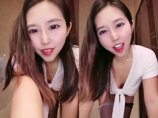 丝袜肥臀大奶风情欲姐淫声荡语撩骚互动,近拍掰穴扣逼自慰…