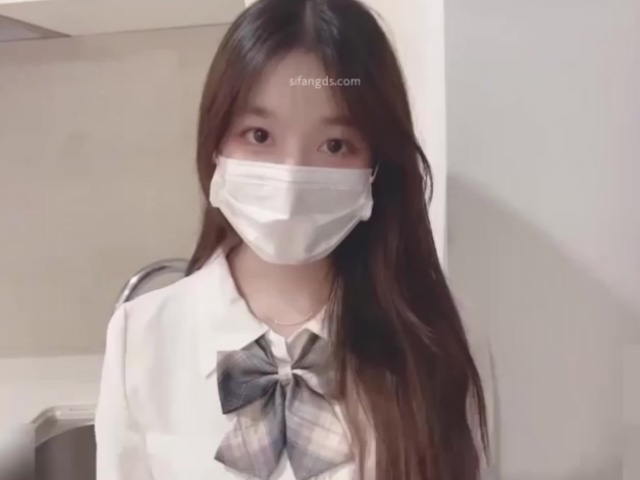 天美传媒TMQ005小母狗技师的JK制服诱惑