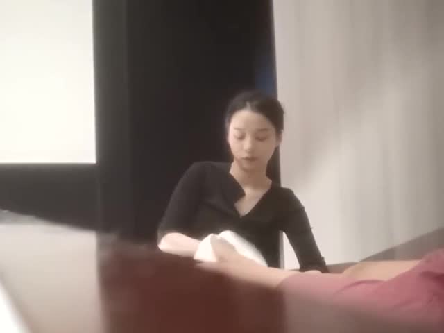 【暗访足疗】勾搭女技师2