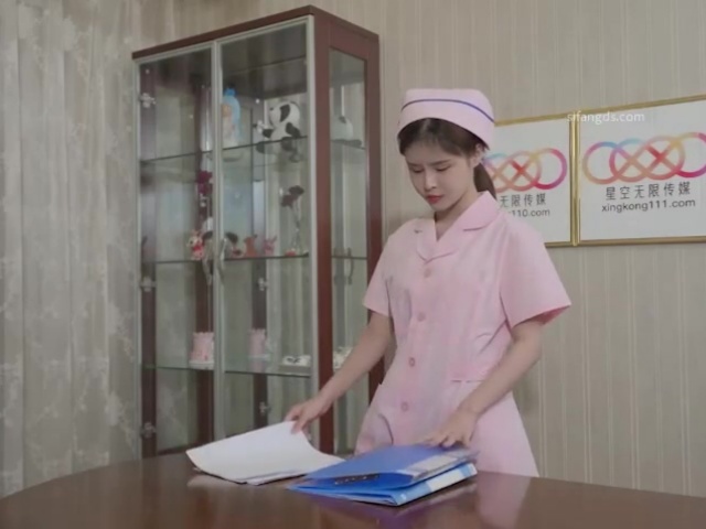 星空传媒XK8173护士姐姐绝伦家访-董悦悦
