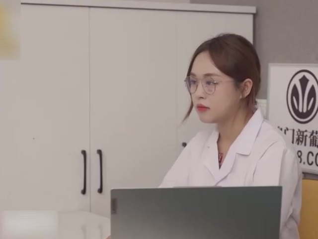 天美传媒TMG140美女医生用嫩逼治鸡巴-小敏