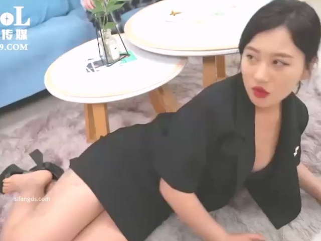 爱豆传媒ID5328 -肉棒惩罚兄弟的出轨人妻 - 紫寒