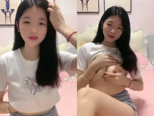 甜宝,这么纯的学生妹都下海了,直播赚点零花钱