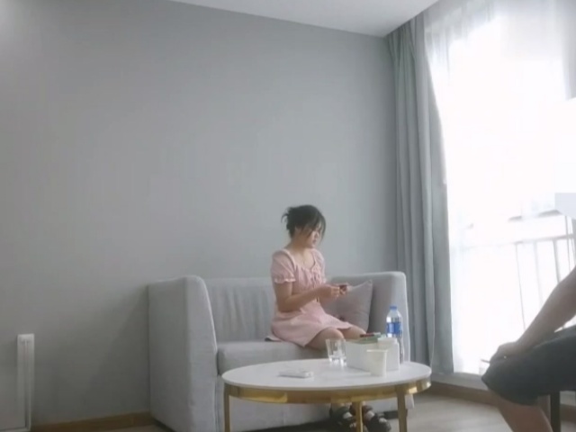 老王探花-刚被破处不久的18岁小姑娘