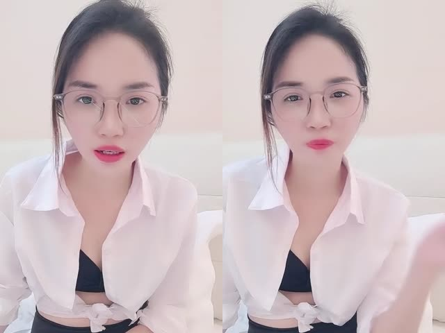 高跟开档黑丝大奶眼镜人妻口交挑逗纹身小哥激情开操…