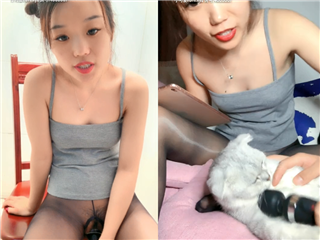 19岁超人气萝莉小美女『性欲炮女』与大表哥乱伦