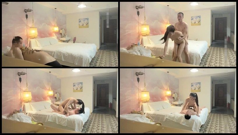 做二手车生意小老板网约青春气息十足迷你裙帆布鞋美女先舌吻抠B预热洗干净后疯狂连搞2次不戴套干一半还接到老婆电话