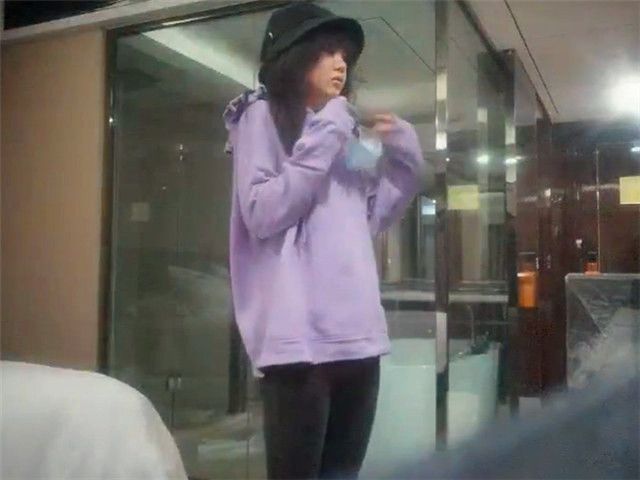 ❤️史上最荒唐【推油少年】花1000块让技师无套内射自己20多岁老婆 绿帽奴的情结你能懂吗？